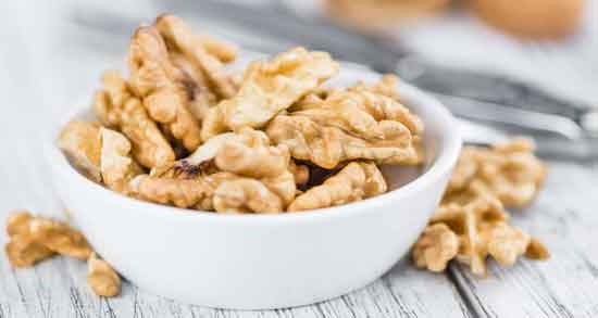 گردو برای چربی خون و گردو غنی از اسید های چرب امگا ۳ و مفید برای کاهش چربی خون گردو برای چربی خون ؛ گردو غنی از اسید های چرب امگا 3 و مفید برای کاهش چربی خون