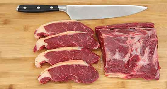 گوشت شترمرغ در شیردهی و افزایش شیر مادر با مصرف گوشت شترمرغ گوشت شترمرغ در شیردهی ؛ افزایش شیر مادر با مصرف گوشت شترمرغ